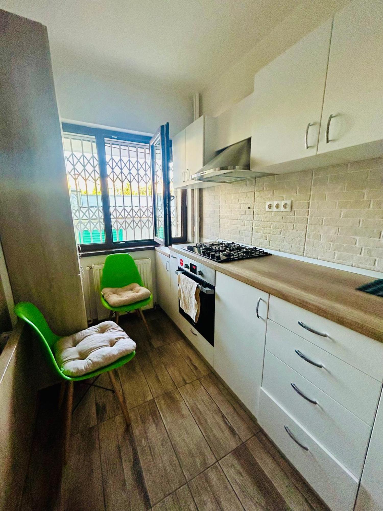 Snug Apartament Yaş Dış mekan fotoğraf